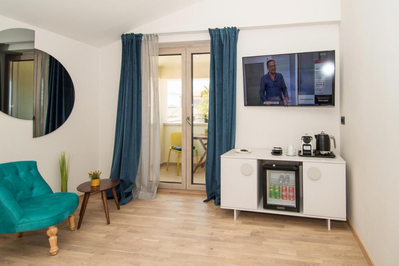 Fra&Kat Rooms Premantura Exterior photo