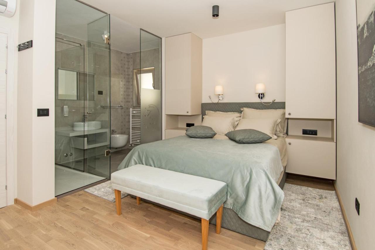 Fra&Kat Rooms Premantura Exterior photo